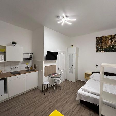Central Boulevard Apartman Budapest Exteriör bild