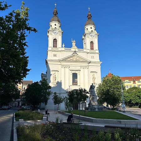 Central Boulevard Apartman Budapest Exteriör bild